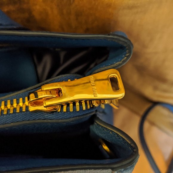 Miu Miu Blue Leather Zip Tote - SOLD - Picture 3 of 5